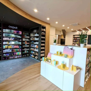 architecte intérieur pharmacie clinique dentaire clinique médicale belgique